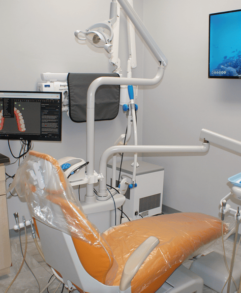 Advanced dental equipment at Inova Dental Ottawa