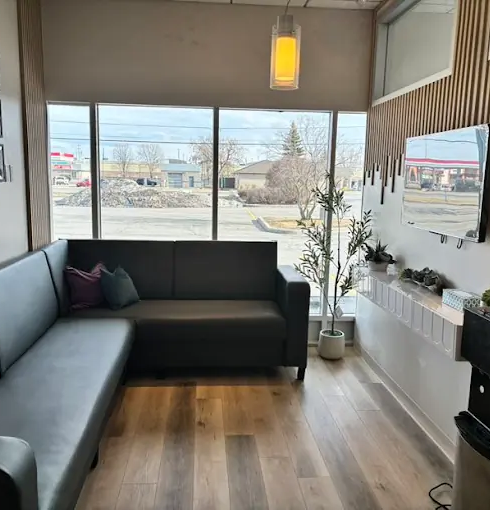 Comfortable patient lounge at Inova Dental Orleans